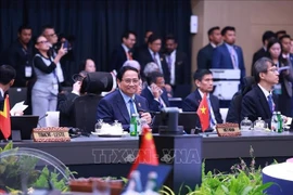 越南政府总理范明政出席东盟与中日韩,东盟与韩国等领导人会议