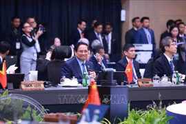 越南政府总理范明政出席东盟与中日韩，东盟与韩国等领导人会议