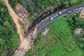 越南政府总理发布通知 要求紧急应对中部地区暴雨洪涝灾害
