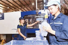 工业生产目前是吸引外国直接投资（FDI）最多的行业之一。图自越南人民报
