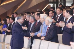 苏林总书记出席越南财政部门传统日80周年纪念活动。图自越通社