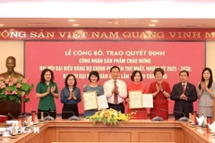 庆祝越南共产党第十四次全国代表大会和2025-2030年任期第一次政府党部代表大会典型产品发布会。图自越通社