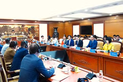 会议现场。图自mof.gov.vn.