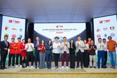 与会代表合影。图自越通社