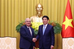 国家主席梁强会见土耳其国防部长。图自越通社