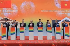 越南里万—中国硕龙双边口岸开通仪式。图自越通社