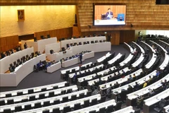 资料图：9月29日，在泰国首都曼谷，泰国总理阿努廷在出席国会会议时宣读施政方针。图自越通社