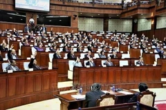 柬埔寨首次召开两院联席会议。图自越通社