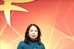 越南国家副主席武氏映春在会议上发言。图自越通社