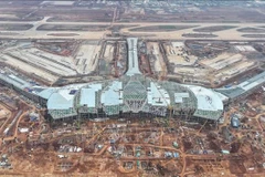 隆成机场。图自越通社