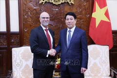 梁强会见加拿大驻越大使肖恩·佩里·斯蒂尔。图自越通社