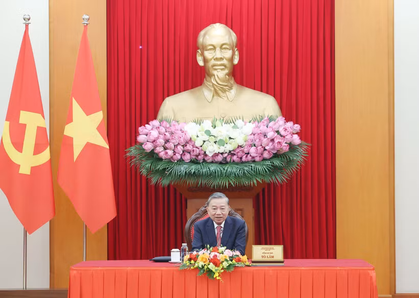越共中央总书记苏林与美国总统特朗普通电话。图自越通社