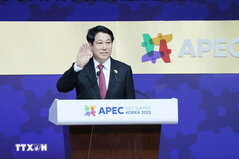 越南国家主席梁强于2025年10月30日在韩国出席亚太经合组织（APEC）工商领导人峰会。图自越通社