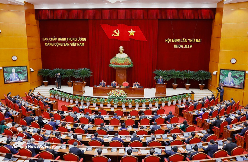 越南共产党第十四届中央委员会第二次全体会议进入第二个工作日。图自越通社