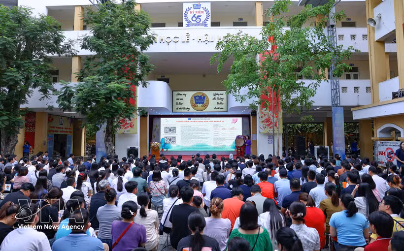河内陈仁宗高中举办2026—2027学年高一新生见面会。