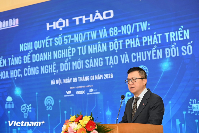 越共中央委员、《人民报》社总编辑黎国明发表讲话。图自越通社