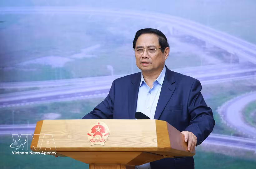 越南政府总理、交通运输领域国家重点项目、工程指导委员会（指导委员会）主任范明政主持召开指导委员会第24次会议。图自越通社