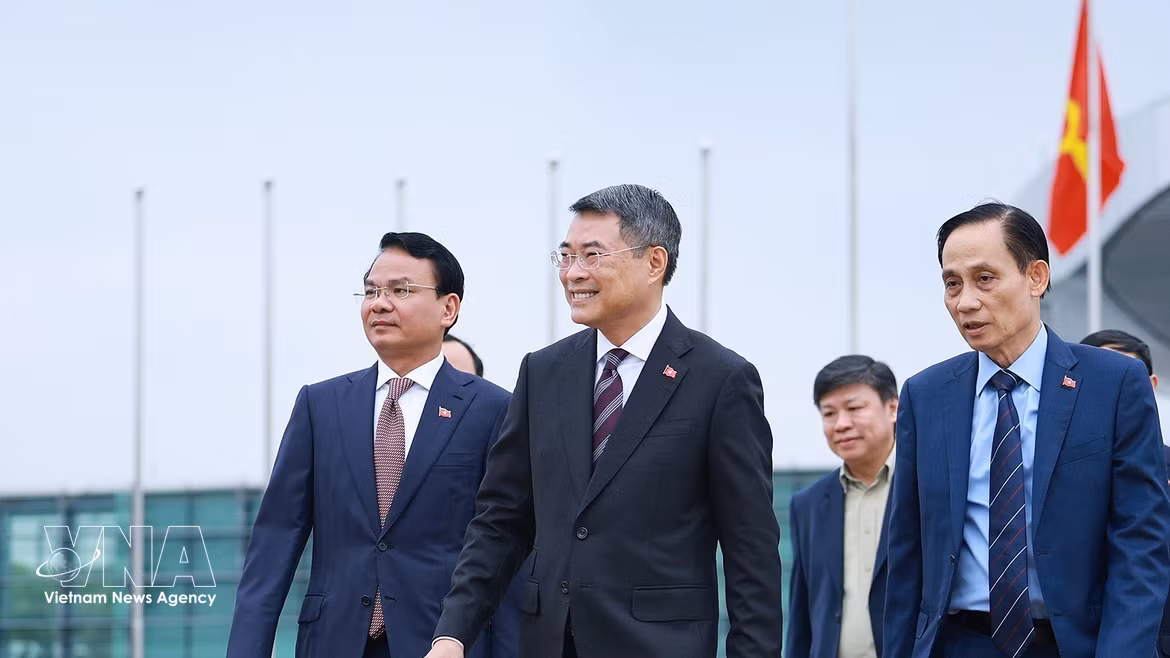 政府总理黎明兴赴喀山出席东盟-俄罗斯对话伙伴关系35周年纪念峰会