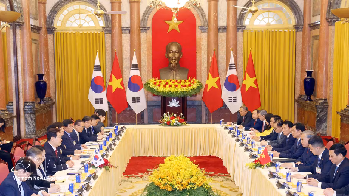 越共中央总书记、国家主席苏林与韩国总统李在明举行会谈
