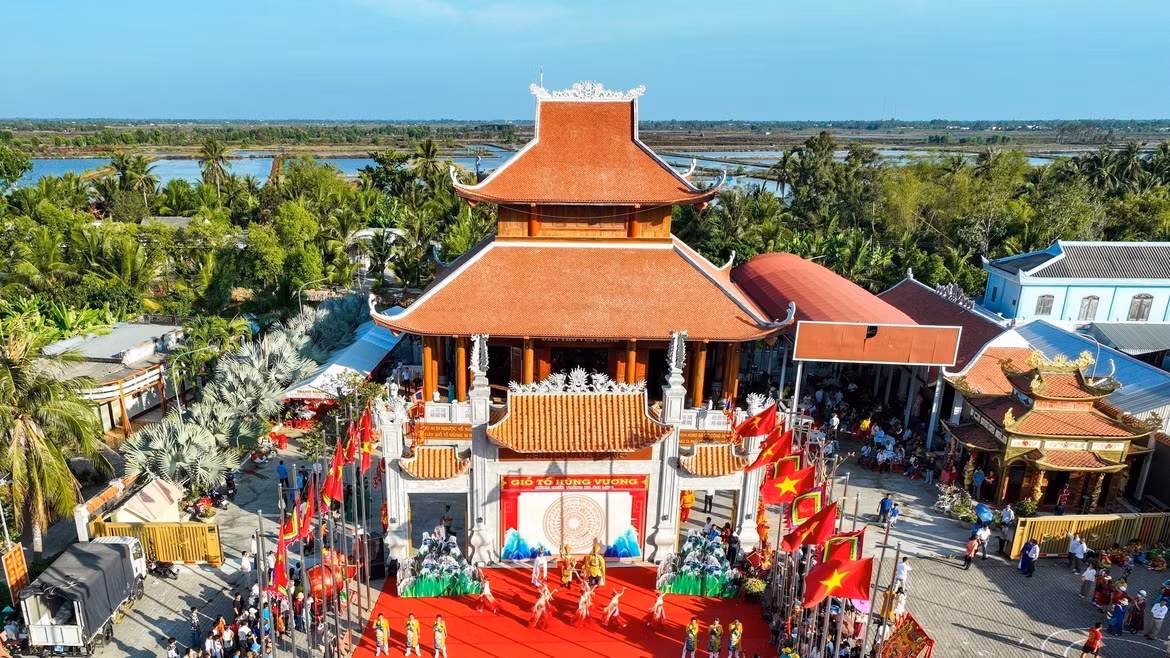 越南全国各地隆重举行雄王祭祀大典