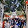 文庙——国子监新春伊始吸引大量游客前来观光旅游。图自越通社