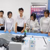 西宁省省新安高中学生在STEM教育实践实验室学习。图自越通社