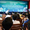 第二届药用植物与天然化合物国际研讨会在嘉莱省举行。图自《年轻人报》