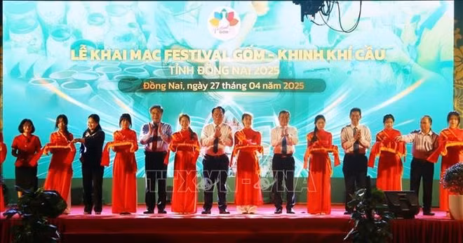khai-mac-fesstival-gom-dong-nai-stand-6701.jpg