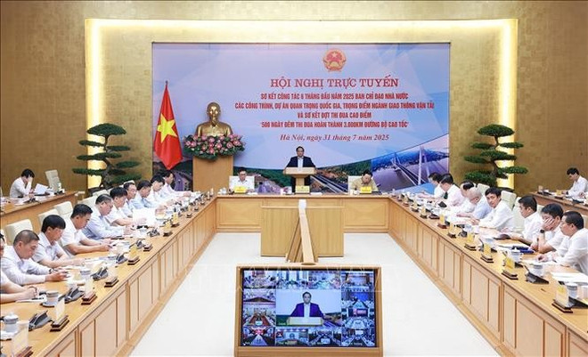 会议现场。图自越通社 thu-tuong2-310725.jpg