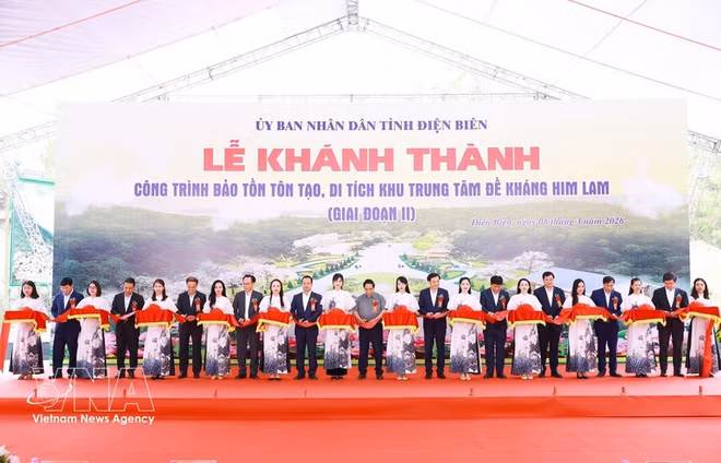 vna-potal-thu-tuong-du-le-khanh-thanh-di-tich-khu-trung-tam-de-khang-him-lam-giai-doan-ii-8627469.jpg