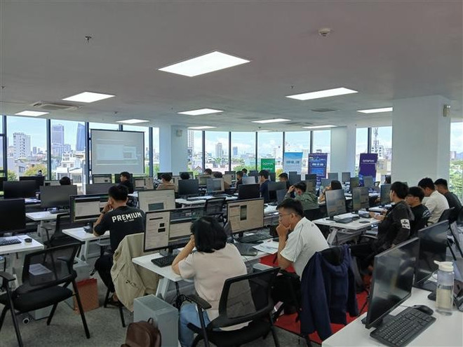 岘港市加快推动投资 促进创业创新生态系统建设。图自越通社 manh-xuc-tien-dau-tu-ho-tro-khoi-nghiep-doi-moi-sang-tao-8138831.jpg