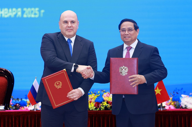 thu-tuong-pham-minh-chinh-hoi-dam-voi-thu-tuong-nga-mikhail-mishustin-7806835.jpg
