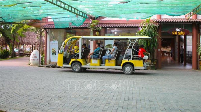 越南南方各地旅游目的地各有精彩。图自越通社 095505-vna-potal-gan-77-trieu-luot-khach-tham-quan-du-lich-den-can-tho-stand.jpg