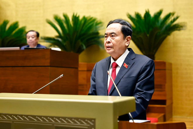 国会主席陈青敏发言。图自越通社 khai-mac-ky-hop-thu-9-quoc-hoi-khoa-xv-8012887.jpg