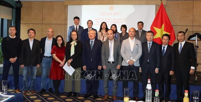 与会代表合影。图自越通社 bi1-21325.jpg