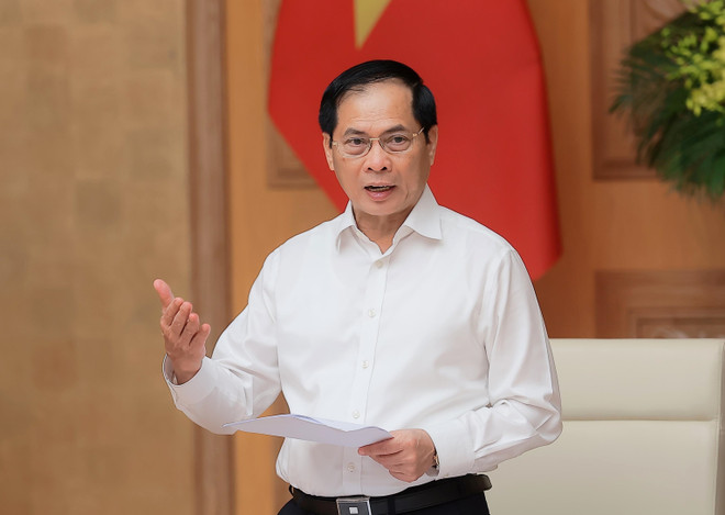 裴青山副总理发言。图自越通社 pho-thu-tuong-bo-truong-bo-ngoai-giao-bui-thanh-son-chu-tich-uy-ban-quoc-gia-apec-2027-phat-bieu-ttxvn.jpg