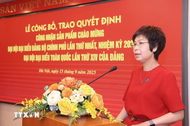 越通社社长武越庄发言。图自越通社 cong-bo-san-pham-chao-mung-dai-hoi-dang-bo-chinh-phu-va-dai-hoi-xiv-cua-dang.jpg