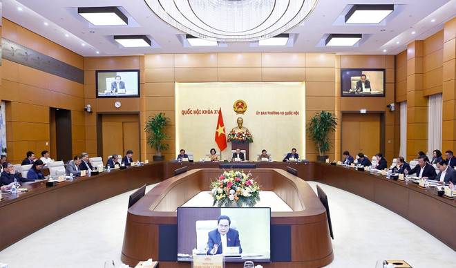 n-thanh-man-chu-tri-hop-giao-ban-voi-cac-co-quan-cua-quoc-hoi-7886216.jpg