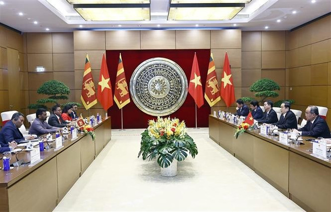 会见现场。图自越通社 hu-tich-quoc-hoi-tran-thanh-man-hoi-kien-tong-thong-sri-lanka-8013891.jpg
