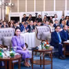 政府总理范明政与泰国总理佩通坦共同主持越泰企业论坛。图自越通社