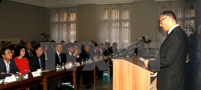 越南与捷克贸易投资促进研讨会在捷克举行 ảnh 2 越南与捷克贸易投资促进研讨会在捷克举行 ảnh 2