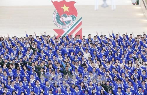 胡志明共青团第十一次全国代表大会第一场会议拉开序幕 ảnh 2