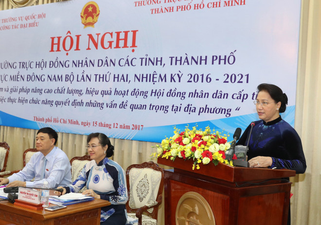 阮氏金银主席:掌握地方实情 提高人民议会决议贯彻执行质量效益 ảnh 1 阮氏金银主席:掌握地方实情 提高人民议会决议贯彻执行质量效益 ảnh 1