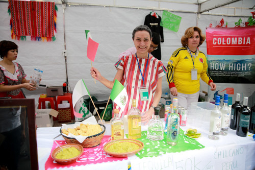 2017年第五次美食节 向国际友人推介越南形象 ảnh 1