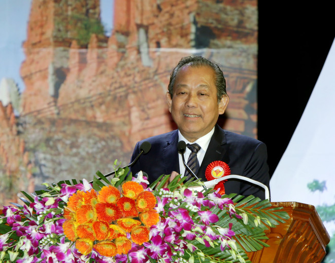 512名少数民族代表出席2017年少数民族模范代表表彰大会 ảnh 1 512名少数民族代表出席2017年少数民族模范代表表彰大会 ảnh 1