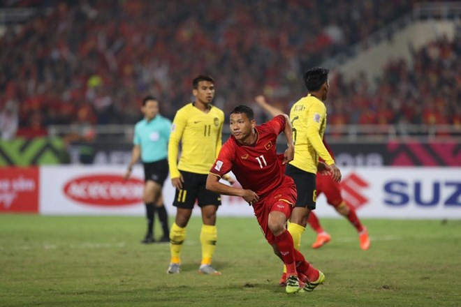 越南足球队主场以1-0拿下马来西亚队夺得AFF Suzuki Cup 2018冠军 ảnh 1 越南足球队主场以1-0拿下马来西亚队夺得AFF Suzuki Cup 2018冠军 ảnh 1