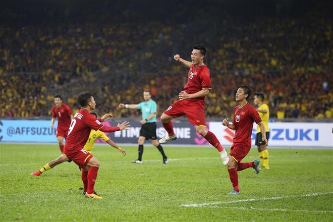 AFF Suzuki Cup 2018：越南国足为决赛第二回合做出积极准备 ảnh 1