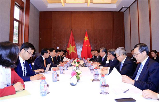 越中两国外交部长举行会谈 ảnh 2 越中两国外交部长举行会谈 ảnh 2