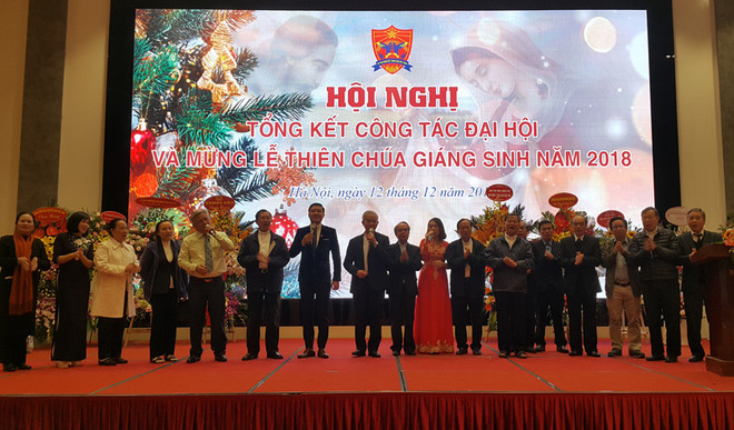 越南天主教团结委员会举行见面会庆祝2018年圣诞节 ảnh 1 越南天主教团结委员会举行见面会庆祝2018年圣诞节 ảnh 1