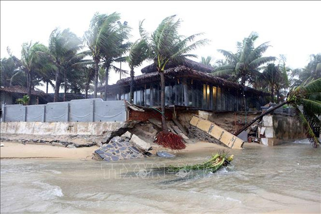 越南祖国阵线中央委员会常委会致电慰问中部洪灾受灾群众 ảnh 1